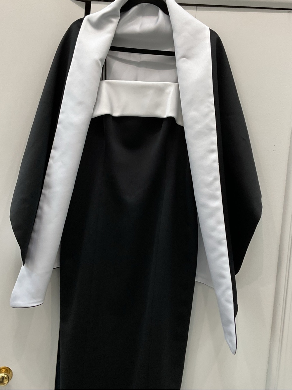 Alex Evenings Black Cape with White Shawl Collar